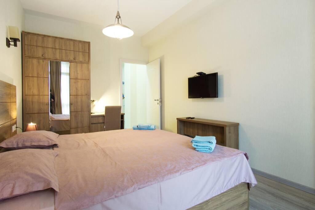 Heart Of Ortachala- 2bedrooms With Open View * Tbilisi